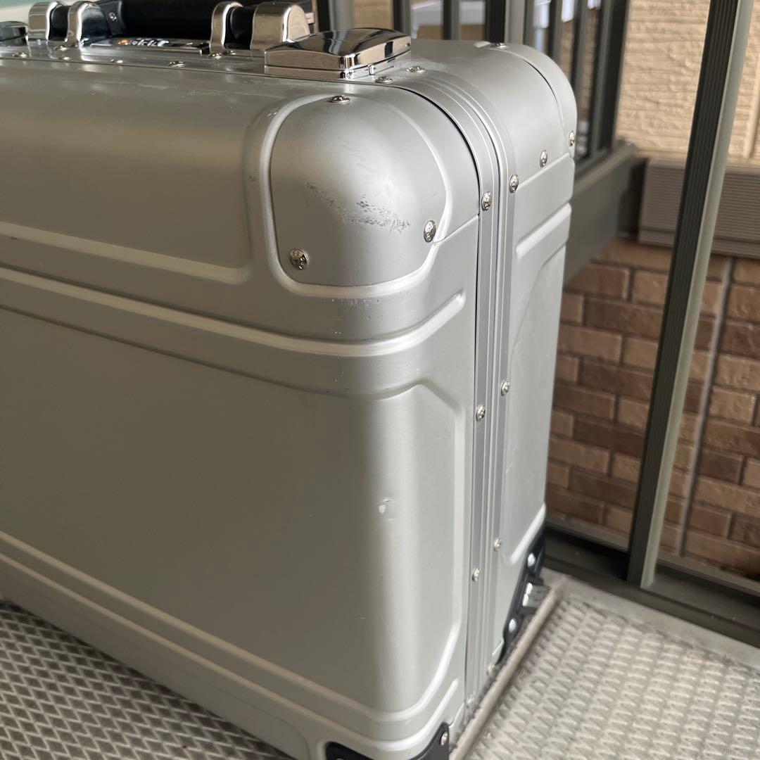 ゼロハリバートン　スーツケース