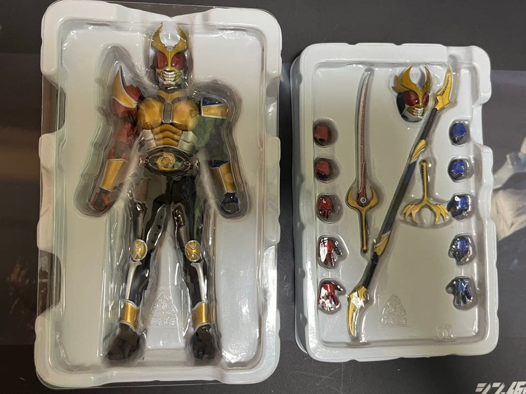 【輸送箱付き】真骨彫製法 仮面ライダーアギト トリニティフォーム