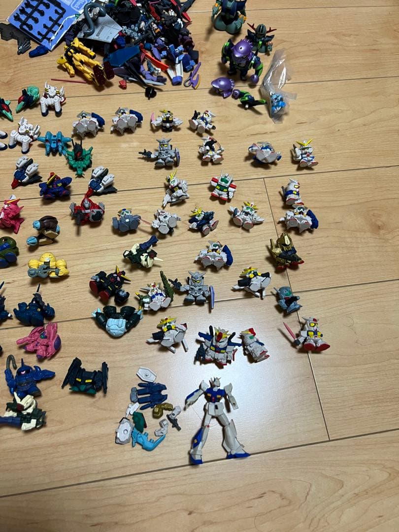 コンバージ　ガンダムのフィギュア