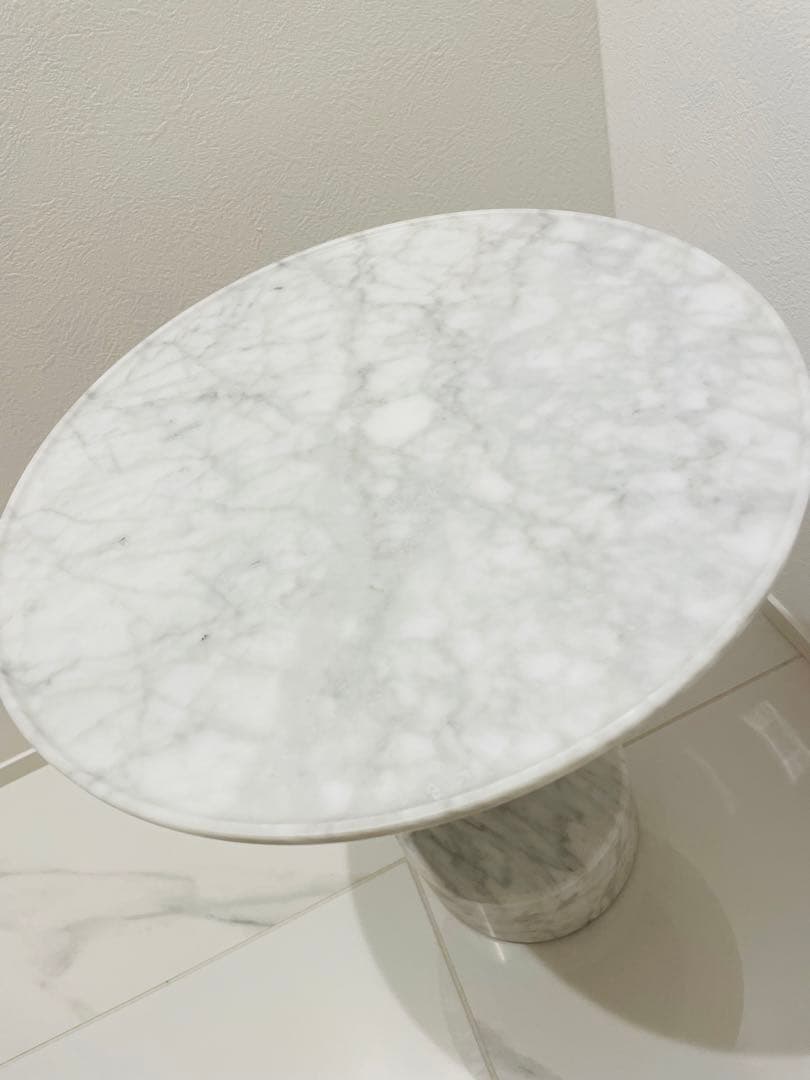 カッシーナ　NOVE 大理石 サイドテーブル
