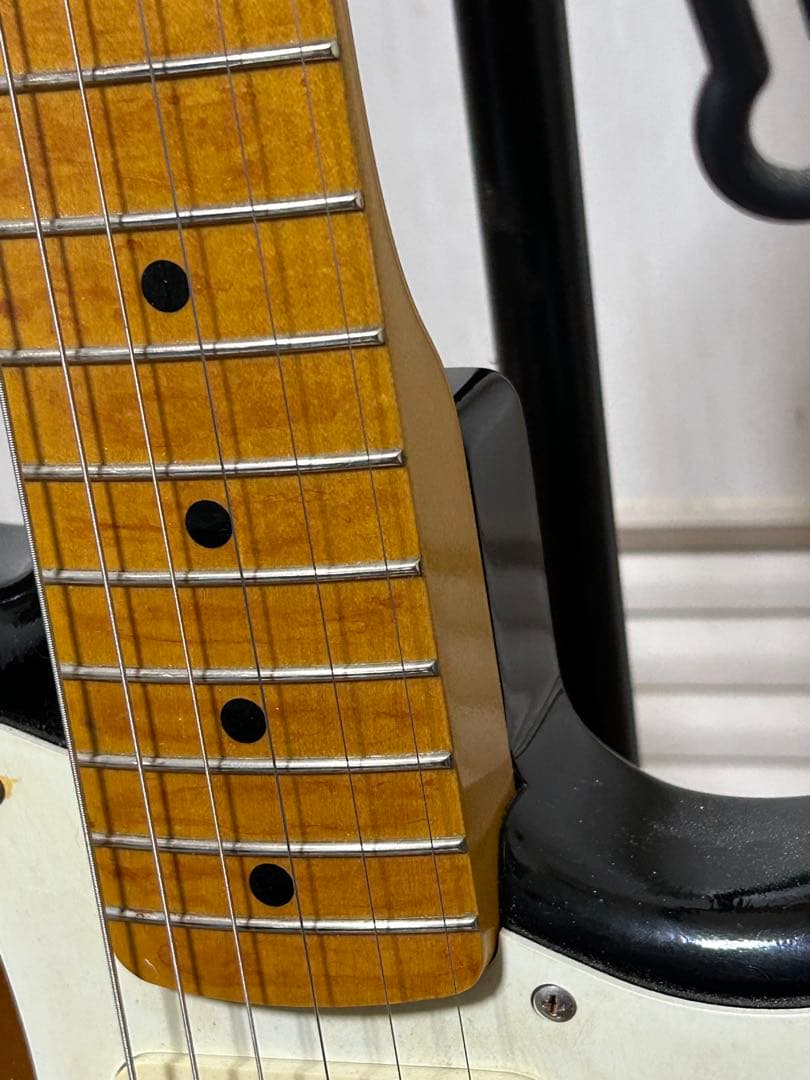 fender japan st57-VSP 雰囲気イケメン　ケース付き