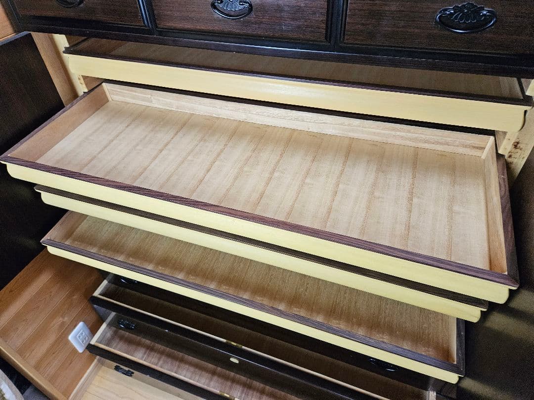 和箪笥　桐箪笥　年代物　アンティーク