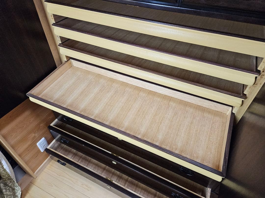 和箪笥　桐箪笥　年代物　アンティーク