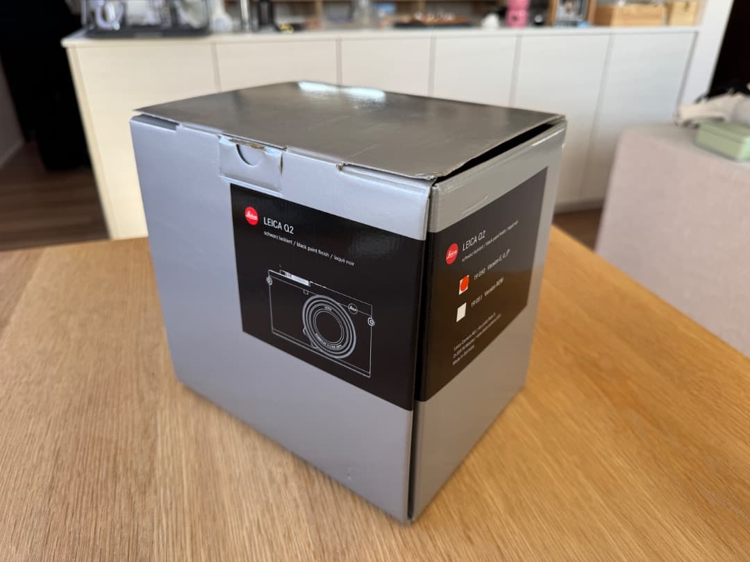 デジタルカメラ Leica Q2
