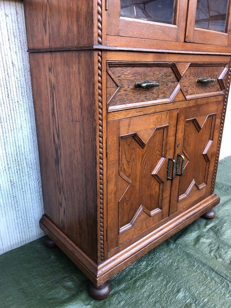 【キャビネット】神戸家具　小ぶりな洋家具　収納棚　和製ヴィンテージ　アンティーク