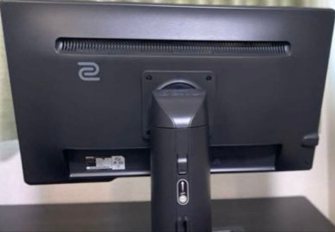 BenQ ZOWIE XL2411 ガミング モニター