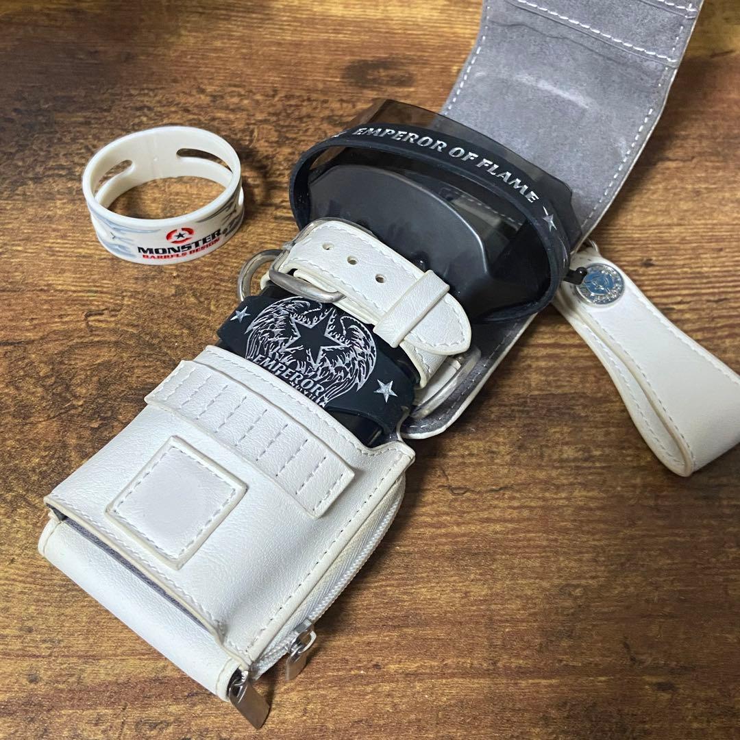 Monster ブースターウォレット白　クリスタルワン付き