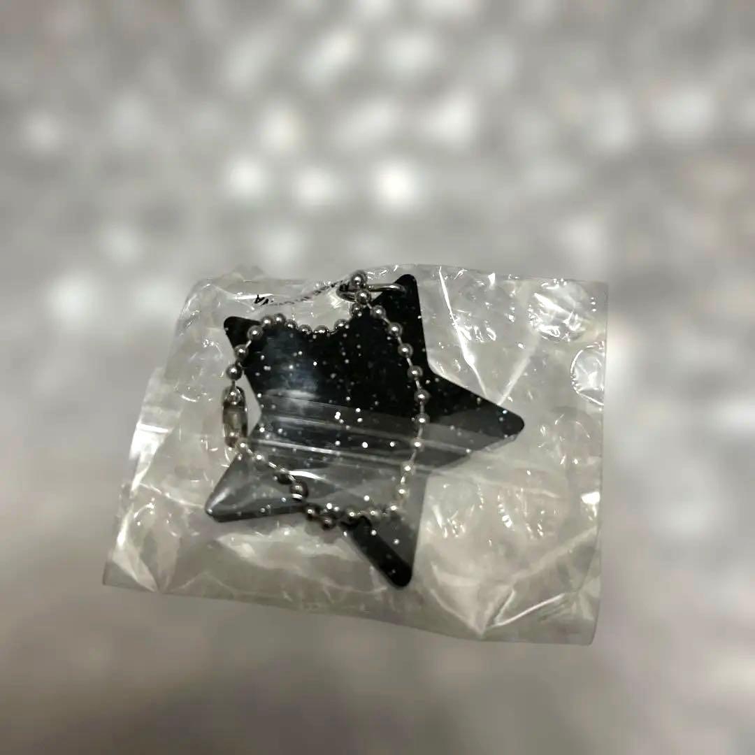 B'z 2023 Pleasure STARS ファイナル　ガチャ　チャーム