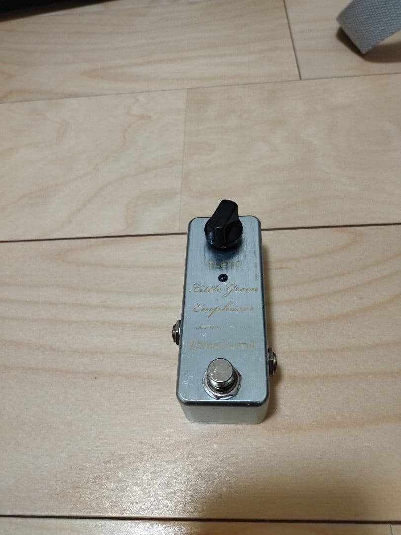 ギター ONE CONTROL Little Green Emphaser
