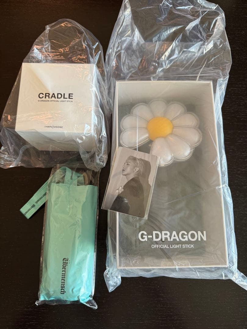 G-DRAGON MEDIA Übermensch IN OSAKA