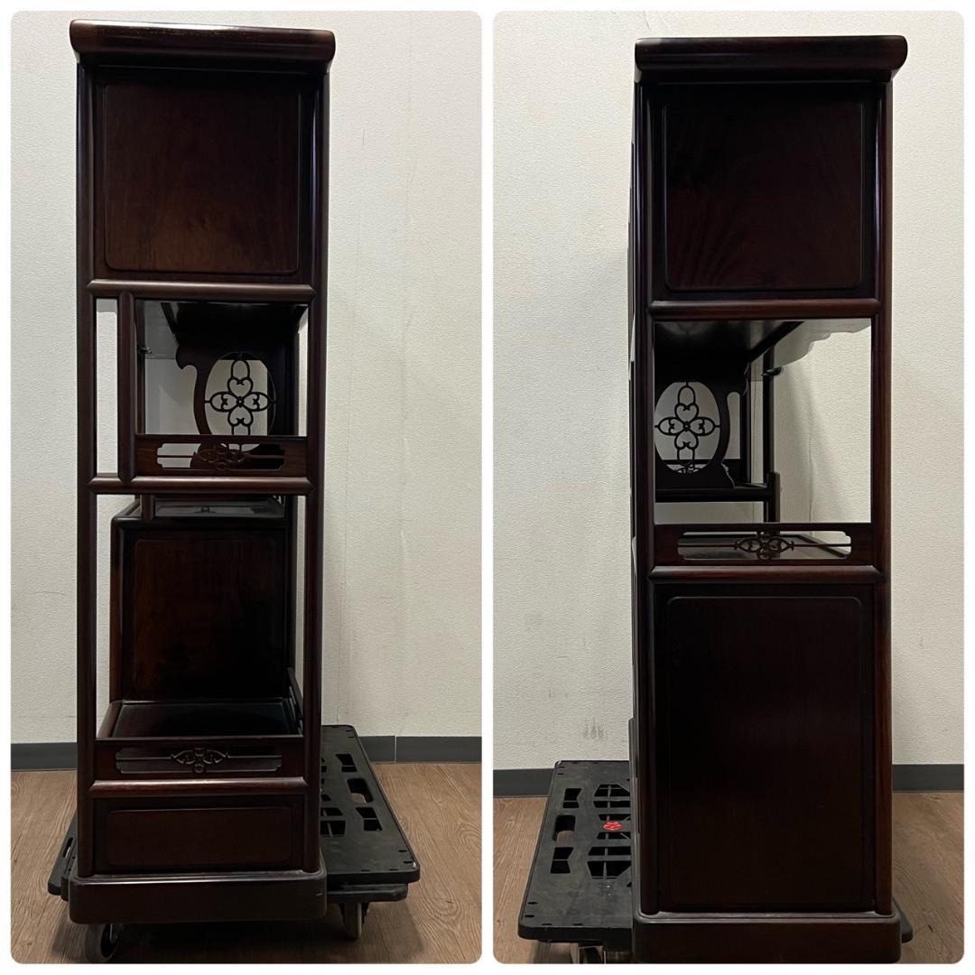 木製 茶棚 茶箪笥 戸棚 段違い 飾り棚 梅 松 透かし彫り アンティーク