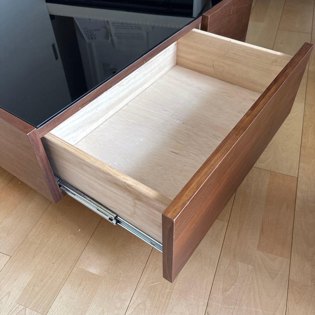 底値！LOWYAのダークブラウンガラス天板 ローテーブル中古48000円の品