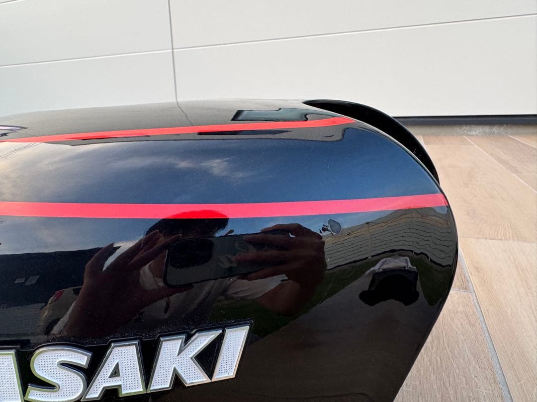 ゼファーχ　タンクカバー　外装セット