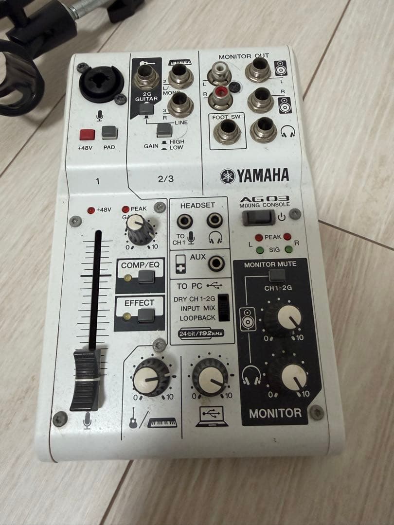 YAMAHA AG03 オーディオミキサー マイク等付属品付き