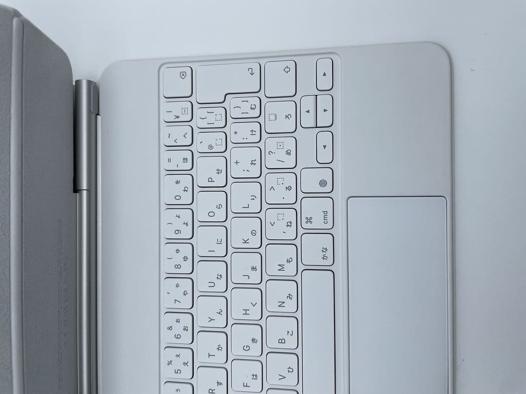 11インチiPad Magic Keyboard 日本語 ホワイト