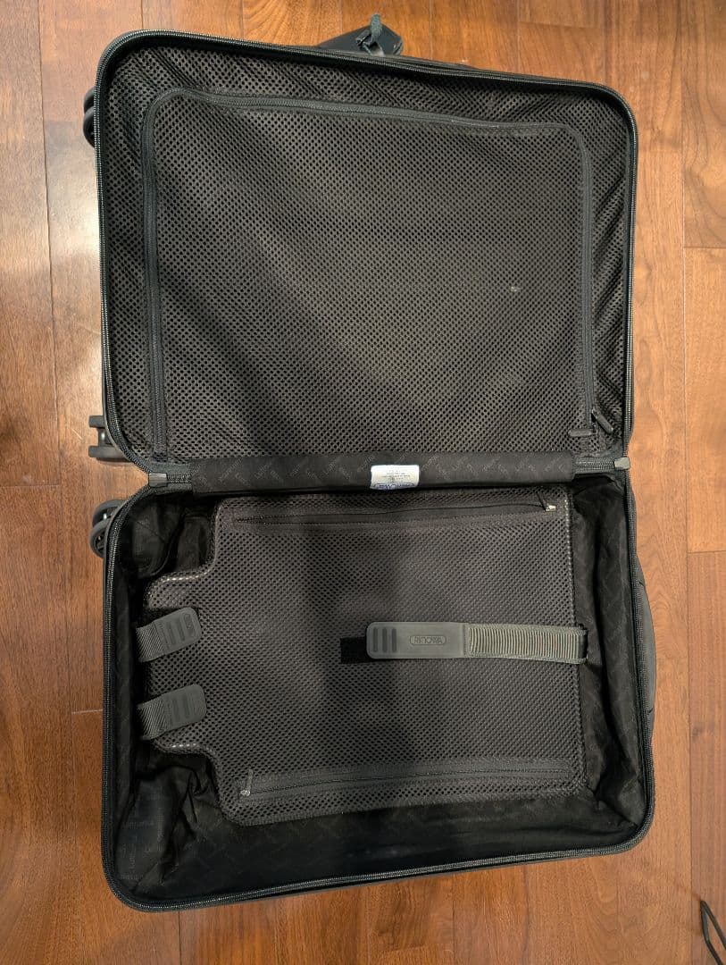 //廃盤//RIMOWA　BOLERO　4輪　ルフトハンザ航空コラボ