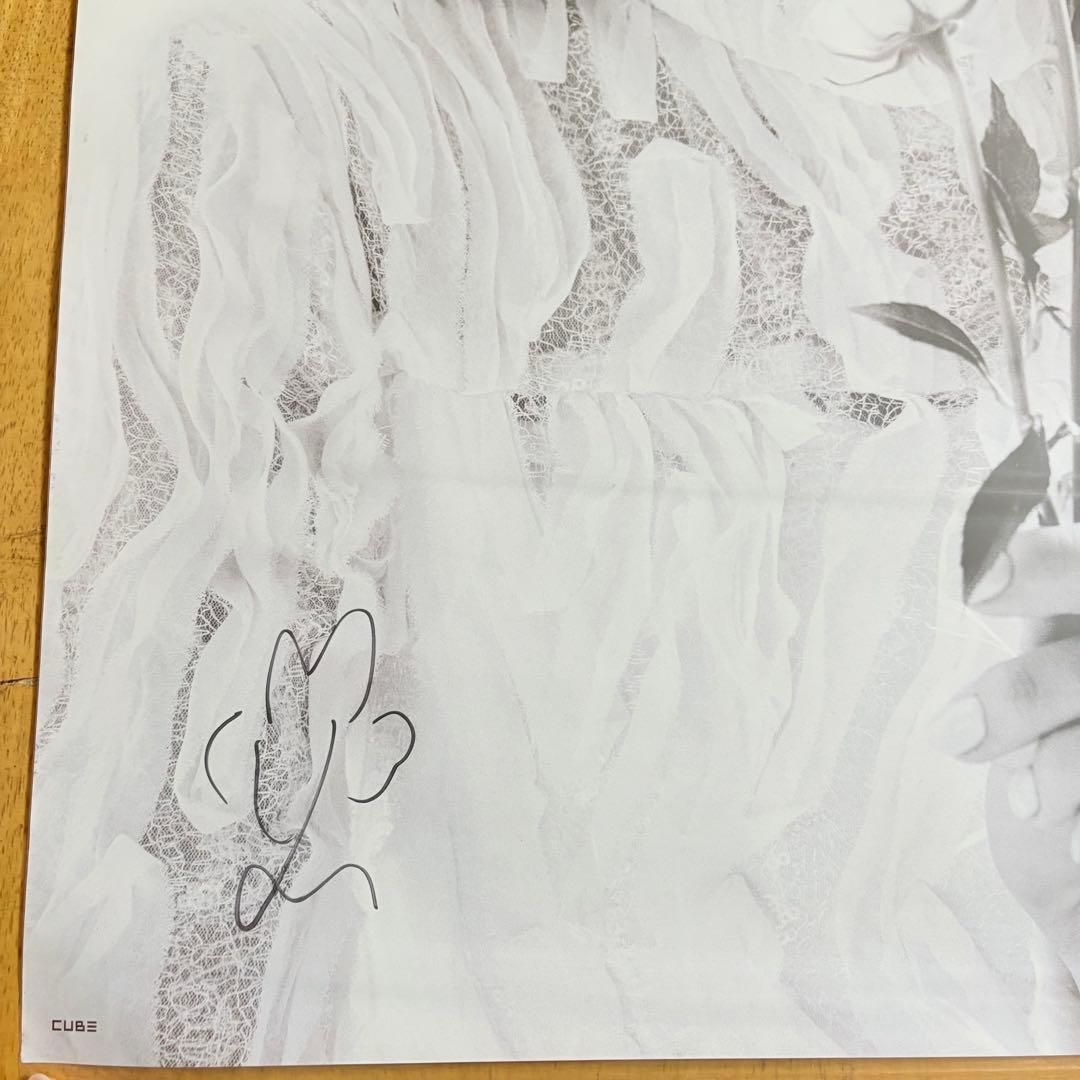 (G)I-DLE ミヨン 直筆サイン入りポスター