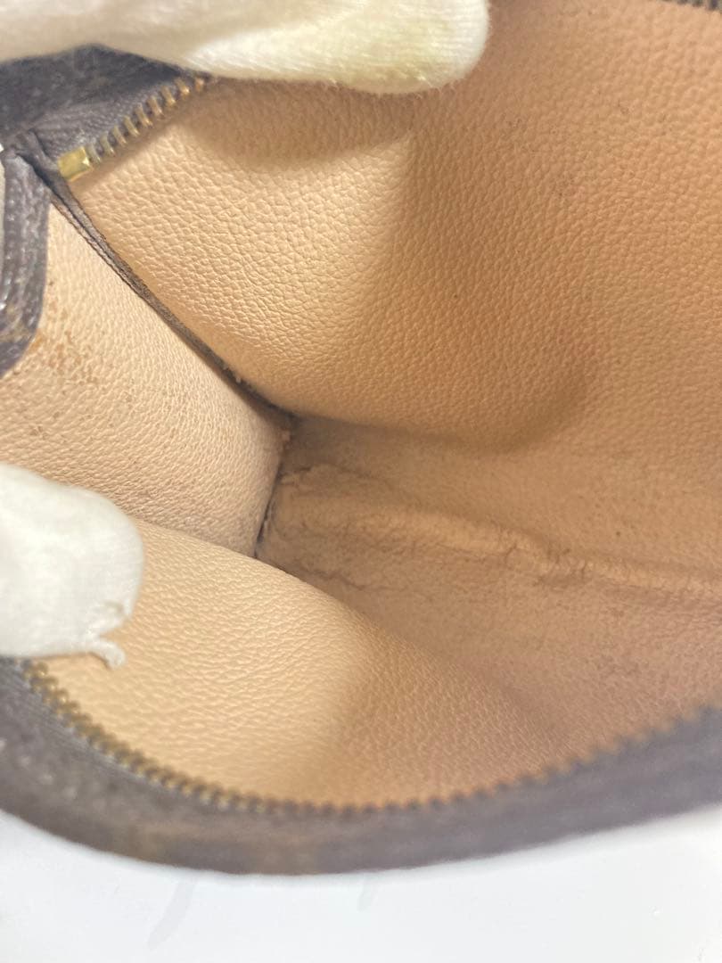 【美品】Louis Vuitton モノグラム ポーチ ケース