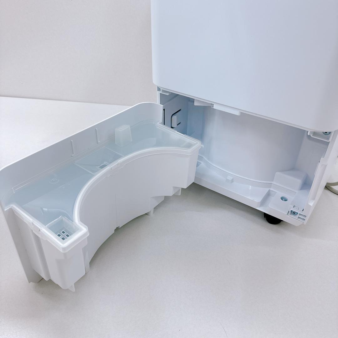 【未使用に近い】アイリスオーヤマ　コンパクトクーラー ICA-0301G