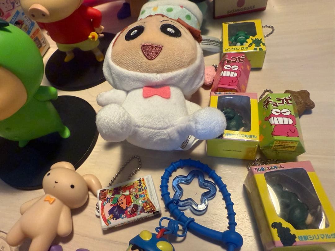 破格！クレヨンしんちゃんグッズ まとめ売り！！60点以上！！