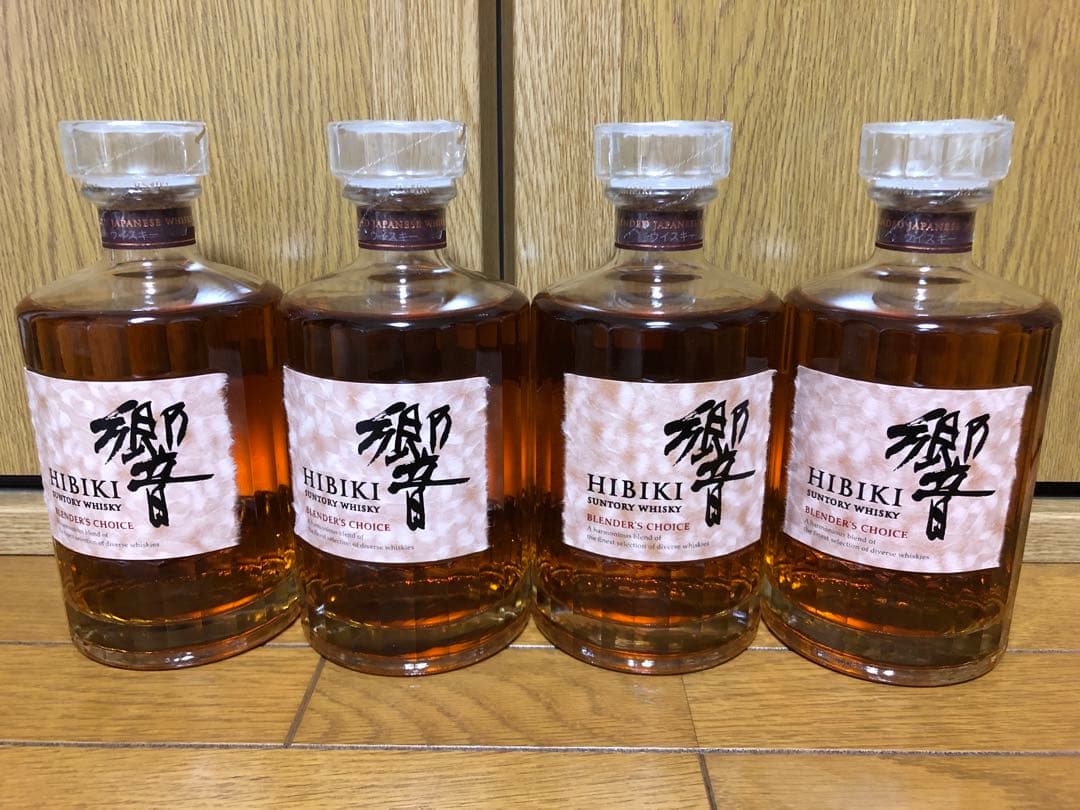 サントリー 響 ブレンダーズチョイス700ml 4本セット(新品・未開封)