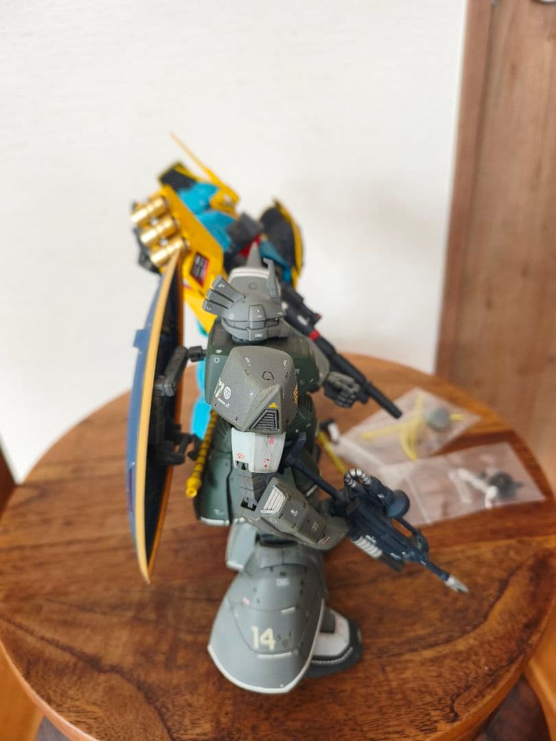 【完成品】MG1/100ヤクトドーガ/ゲルググ【塗装品】