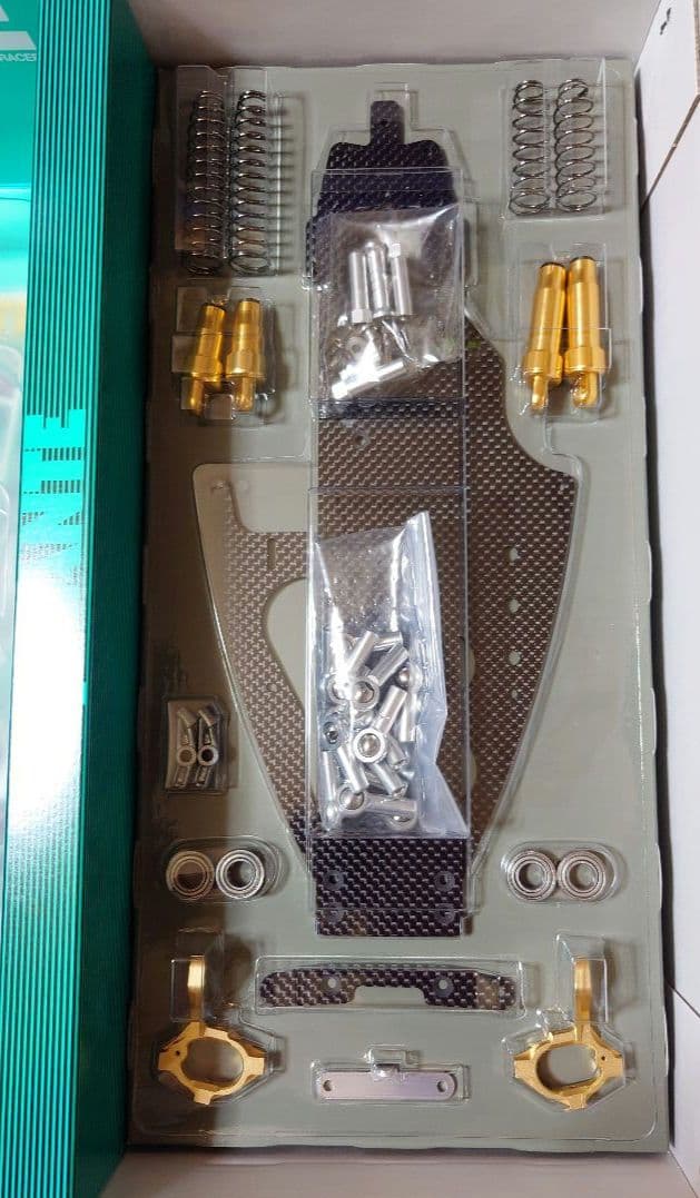 【新品】タミヤ アバンテブラックスペシャル