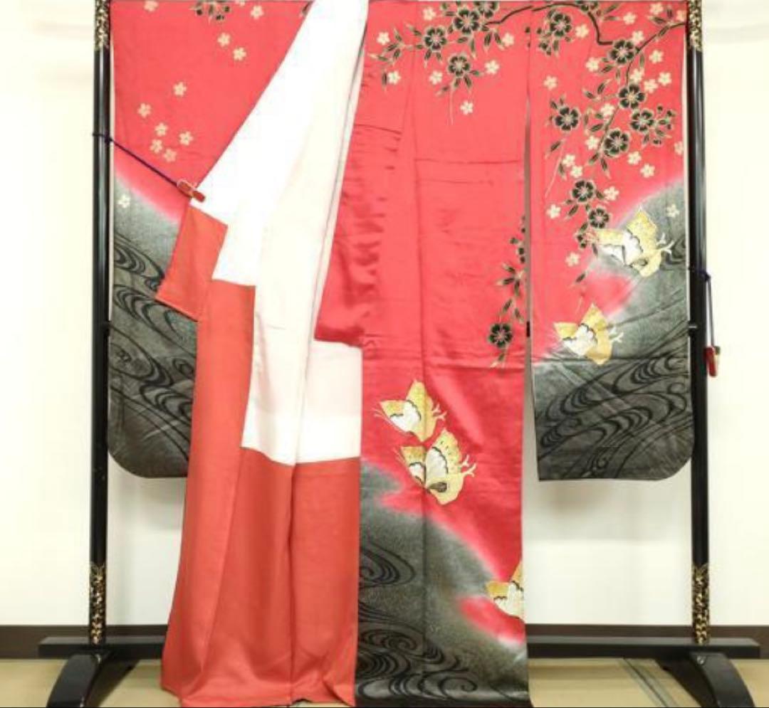 振袖 フルセット6点サイズM〜L赤黒蝶模様 金駒刺繍　正絹売り切り終了