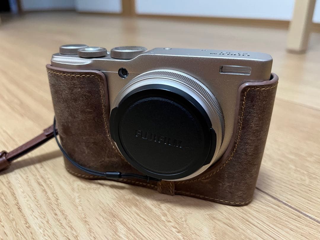 デジタルカメラ Fujifilm XF10