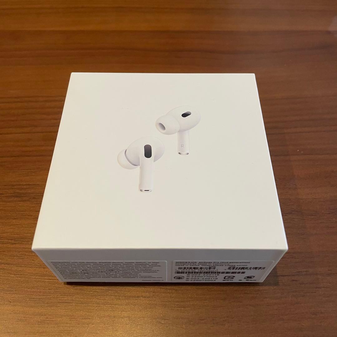Apple AirPods Pro 本体　第二世代【本体以外未使用品】