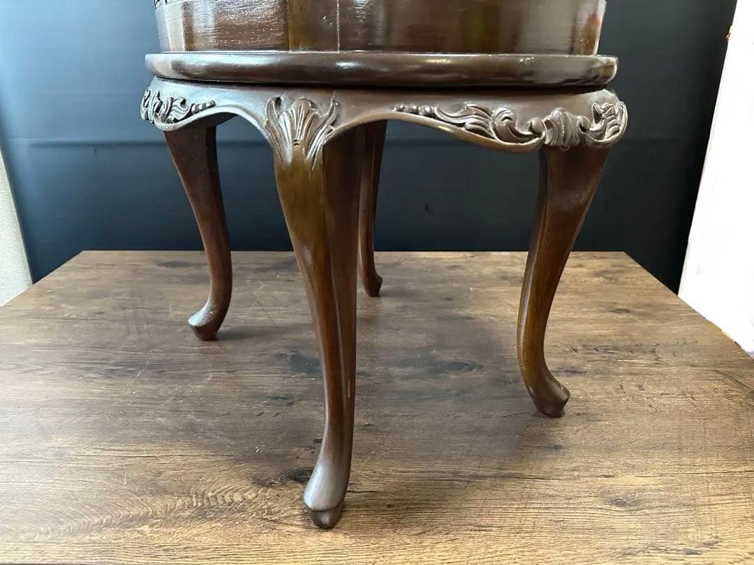 英国アンティーク　ティーキャビネット