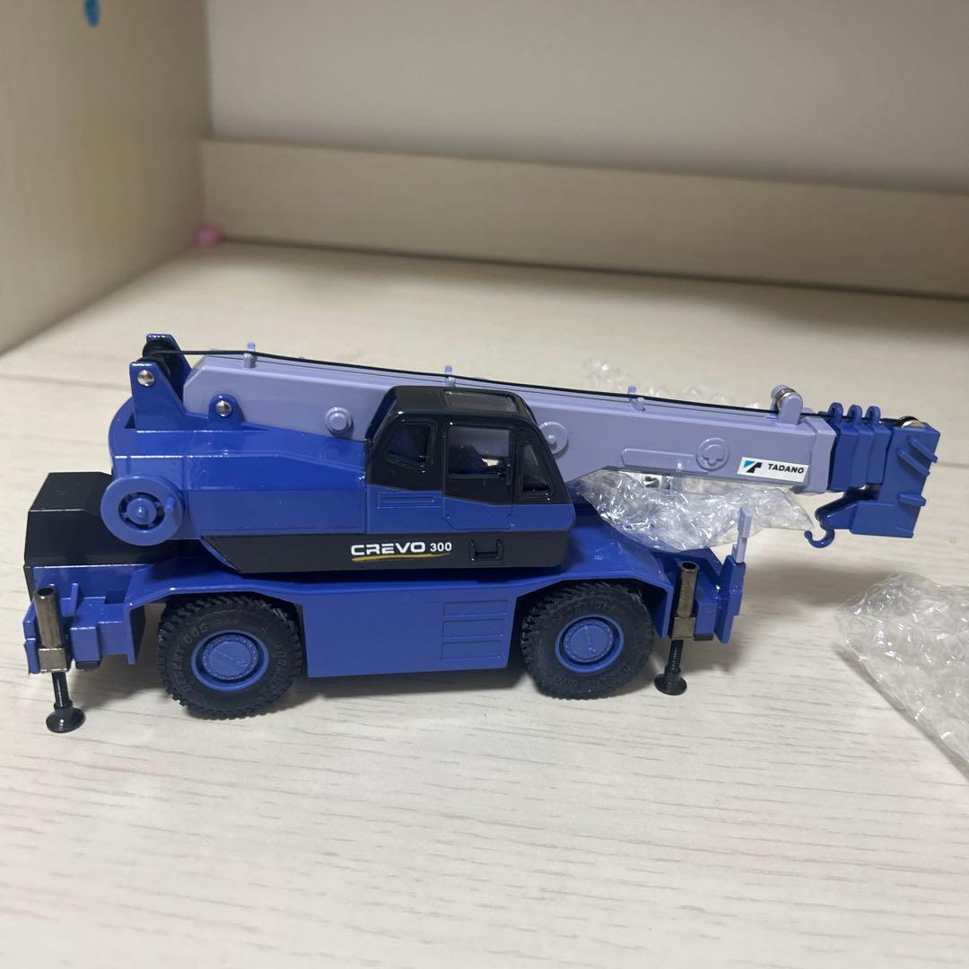 タダノ　ラフタークレーン　CREVO300 ミニチュア