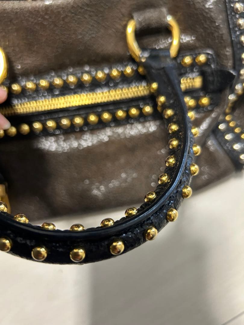 Hana⭐︎様　PRADA ダークブラウン ハンドバッグ スタッズ付
