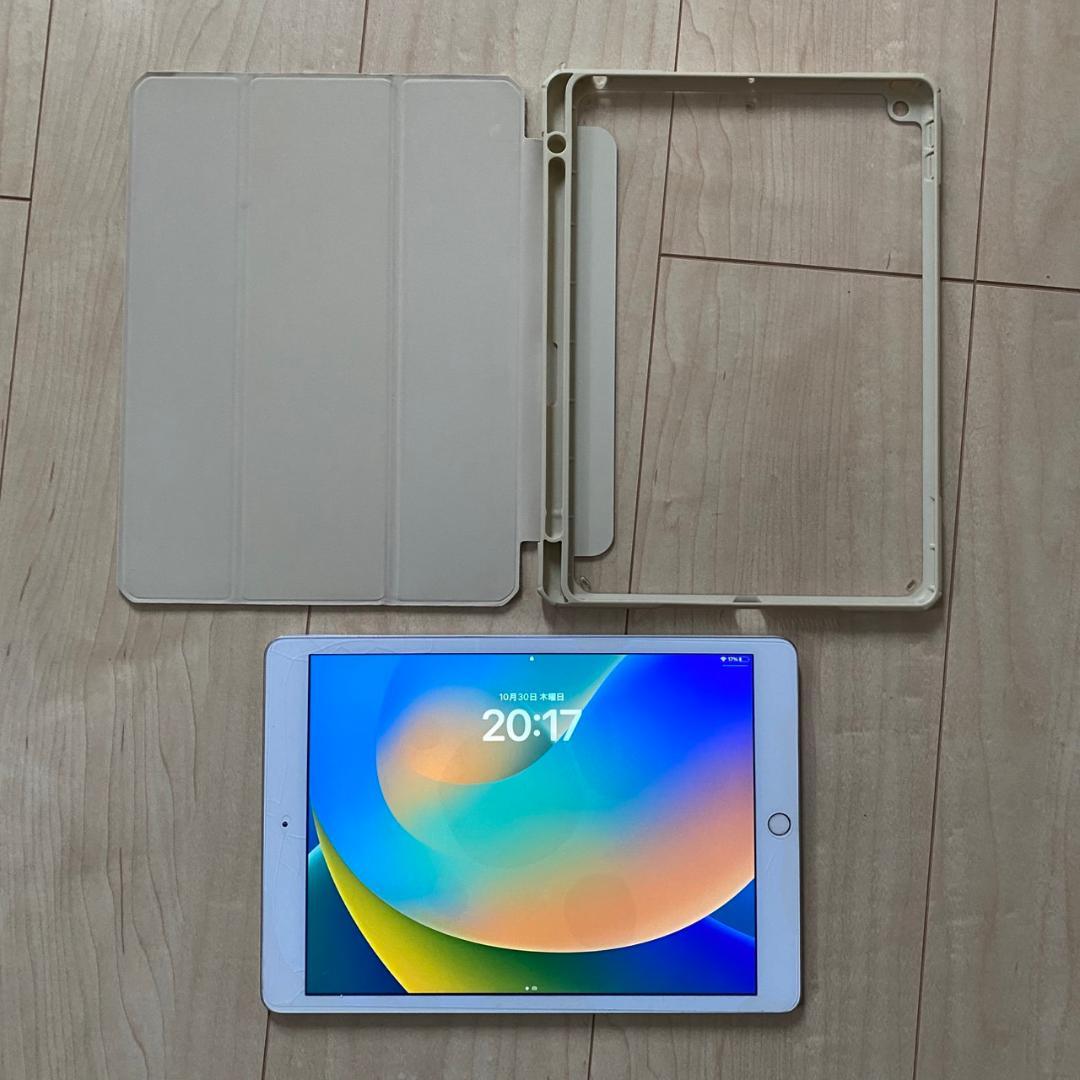 iPad 第7世代 10.2インチ 32GB シルバー 本体 カバー付き