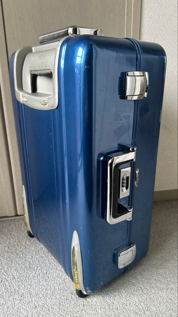 USA製 ゼロハリバートン アルミ キャリーケース ZR21 2輪 艶ありブルー