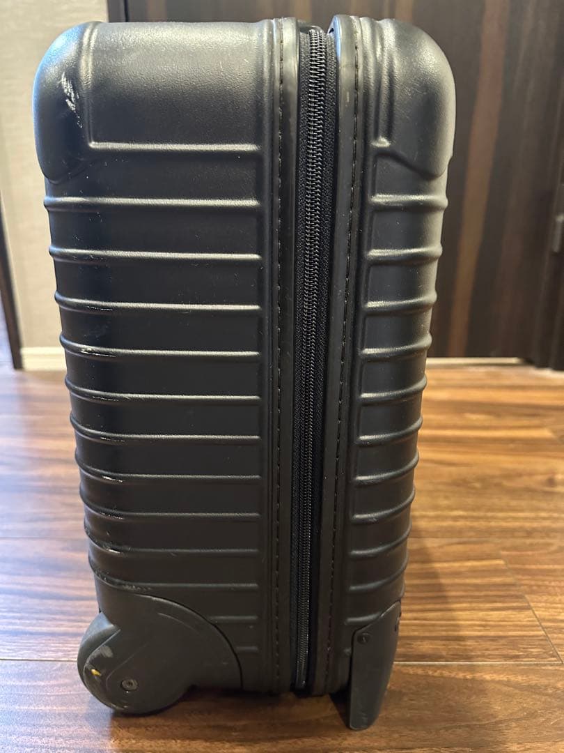 RIMOWA SALSA 黒　リモワ サルサ 25L 廃盤2輪キャリーケース