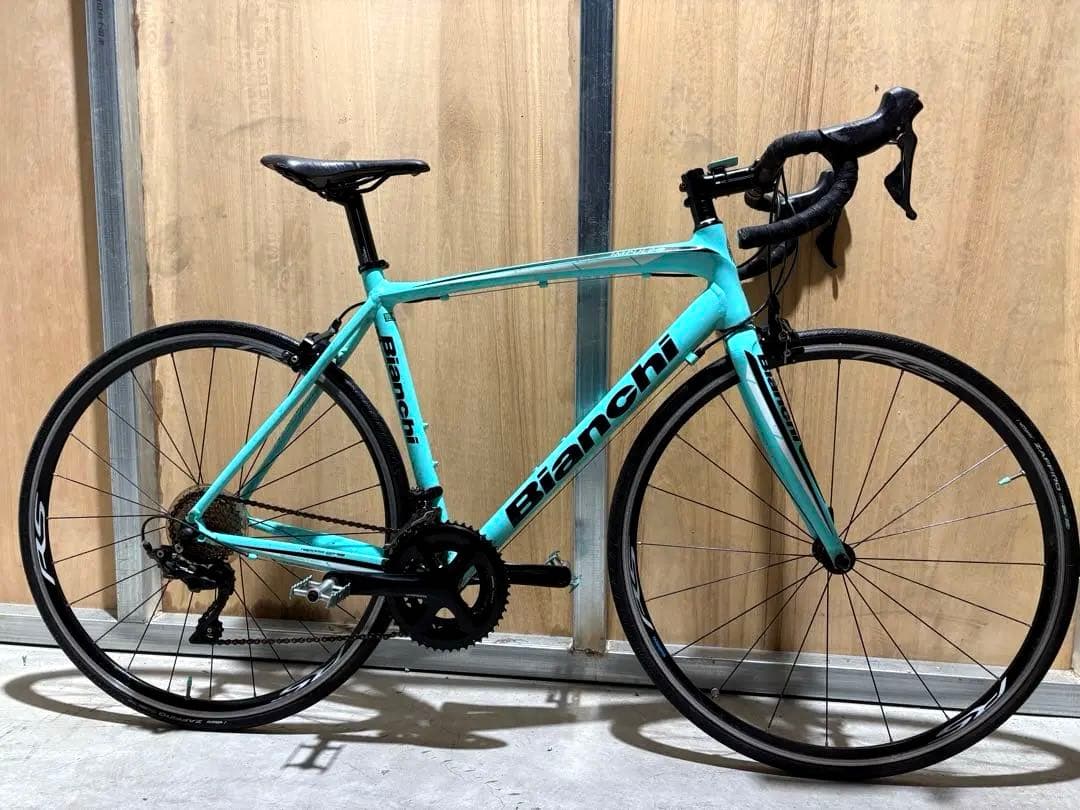 ⭕️伝統と人気を誇るチェレステカラーのBianchi（ビアンキ）