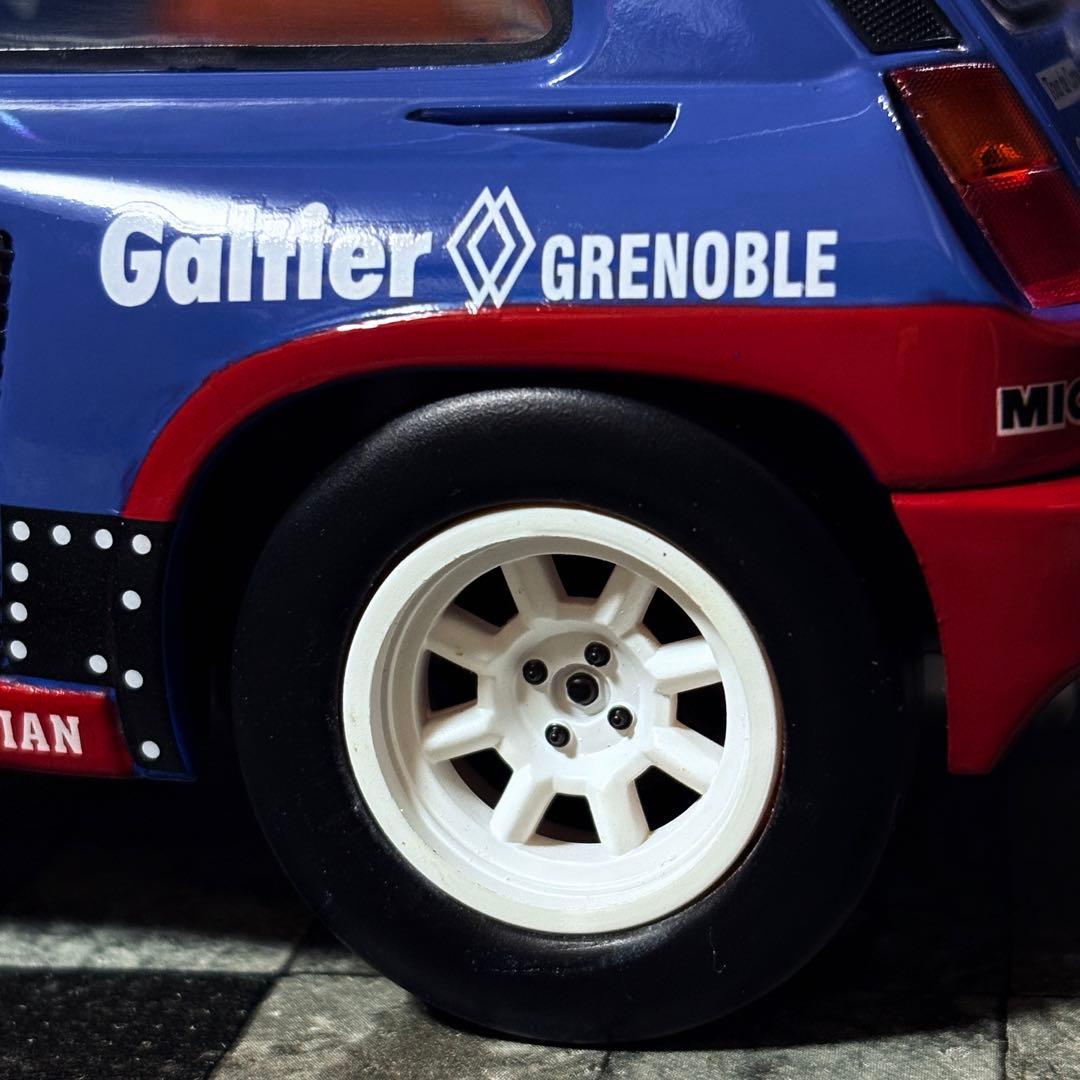 ワンオフカスタム 1/18 UH ルノー 5 Turbo 1983 モンテカルロ