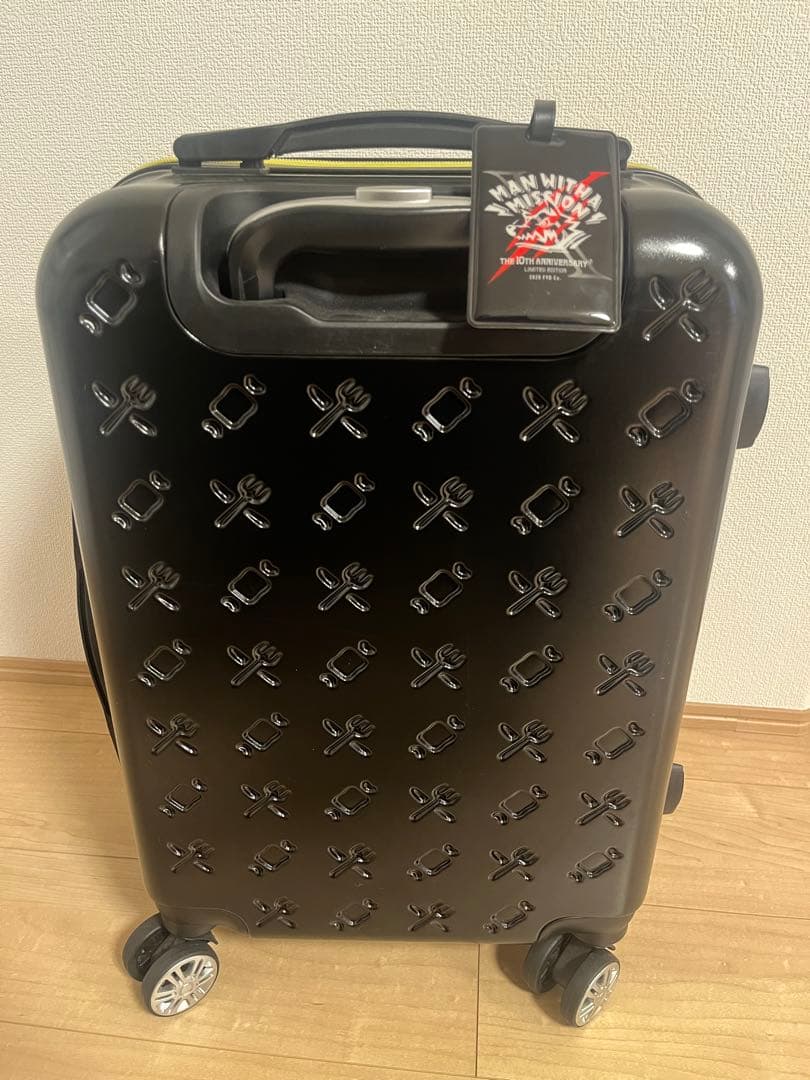 マンウィズ　スーツケース