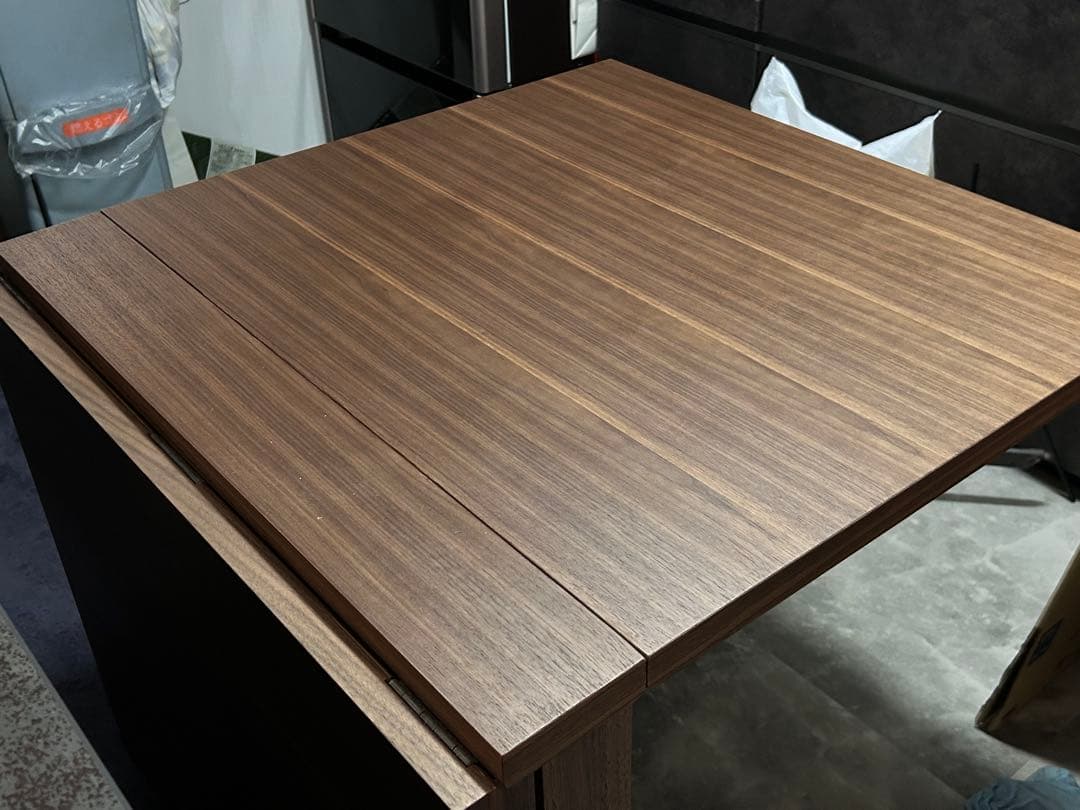 折りたたみダイニングテーブル　リビングハウス