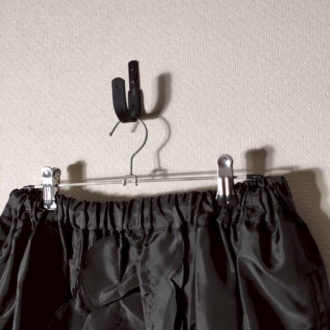 AD2004 コムデギャルソン ひざ丈スカート フリル ポリエステル 黒