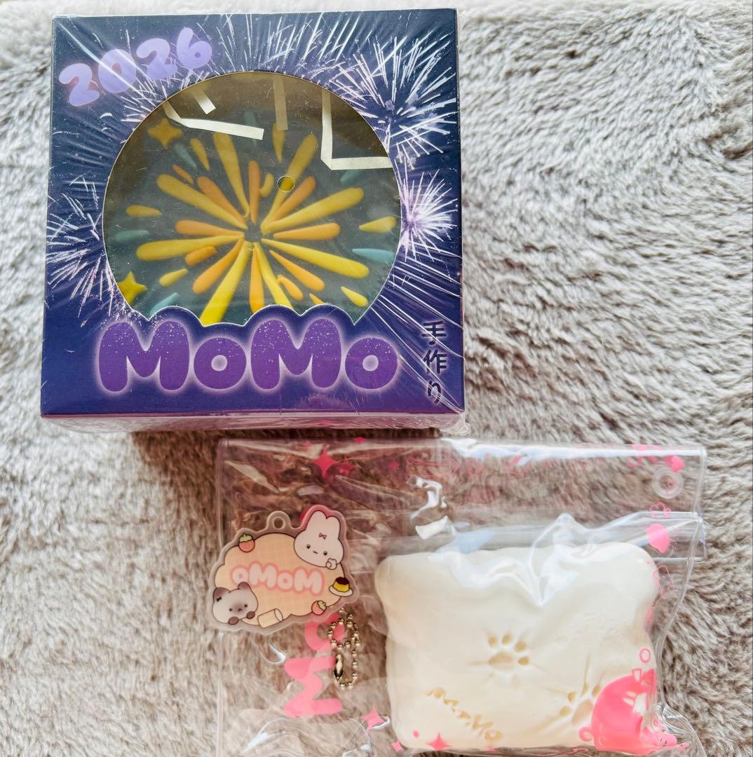 MOMO　スタジオ　スクイーズ　枕　花火2個セット新品未使用