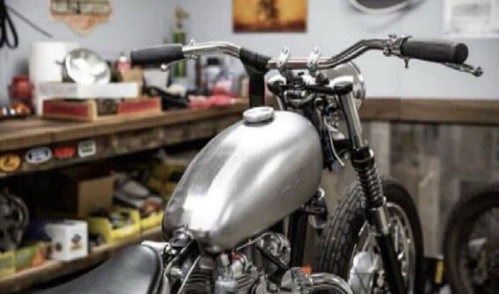 LowbrowCustoms1.8 バナナタンク ハイトンネル　ワッセルハーレー