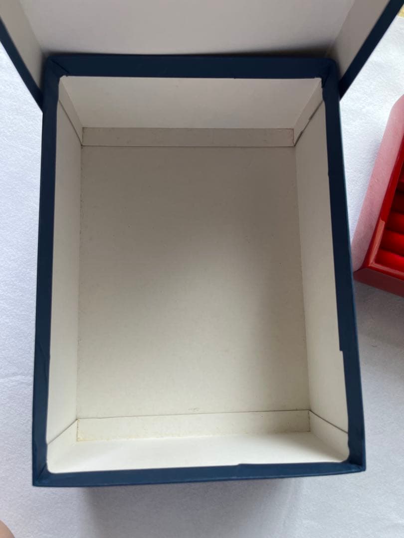 琉球漆器　アクセサリー箱　宝箱　オルゴール　安里屋ユンタ　箱付き　赤　鏡