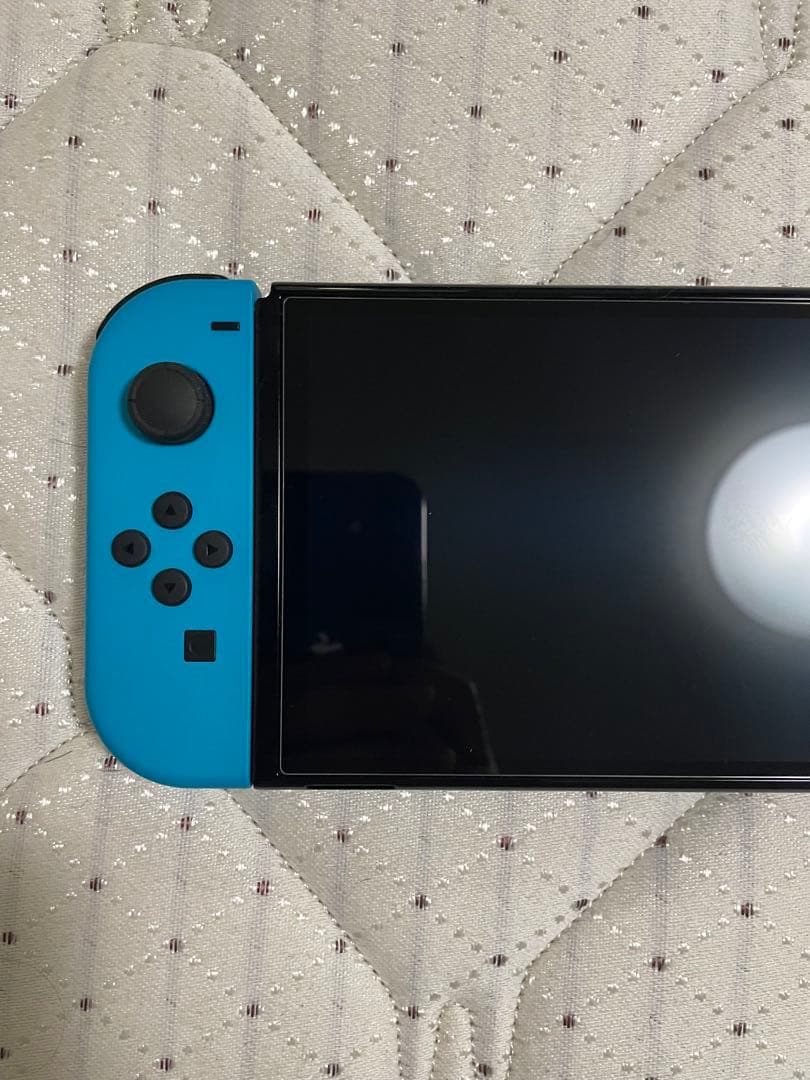 【美品】Nintendo Switch 有機ELモデル