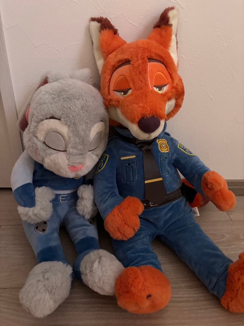 ズートピア ニック・ワイルド　ジュディ・ホップス ウトウトぬいぐるみ