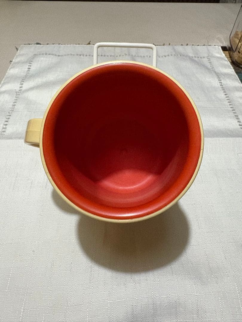 80年代/90年代の、黄色と青のゴールデンアーチロゴが入ったマクドナルド