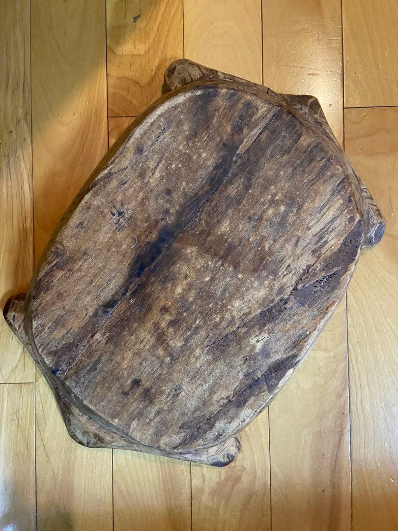 250–300年 済州島古木 盆｜李朝期｜高密度材の重量感・朝鮮古美術