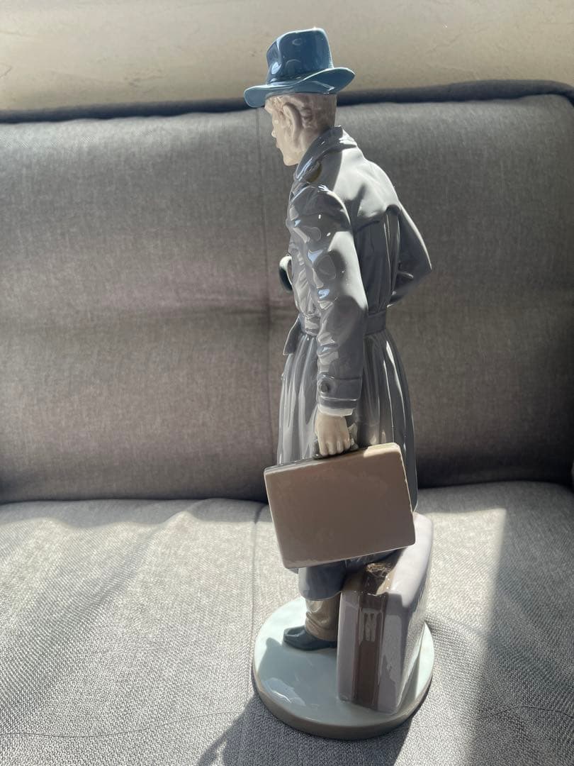 リヤドロ 希少価値　トランク　男性　35センチ