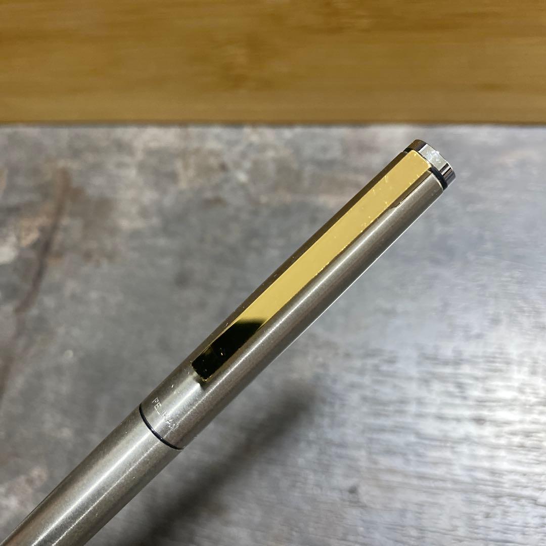 PELIKAN ペリカン 万年筆 シグナム P560 14C-585　14金